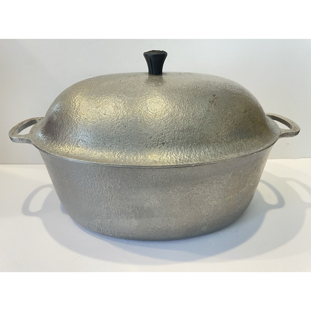 Vintage Club Hammered Aluminum Deep Oval 13 Inch Large Roaster Dutch Oven w/Lid